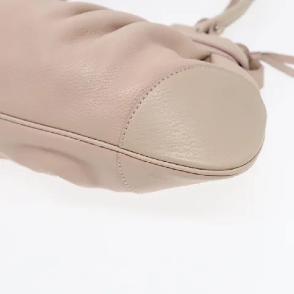 Salvatore Ferragamo Pre-owned Leather handbags Beige Dames