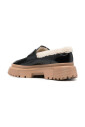 mocassins-noirs-en-cuir-pour-style-decontracte