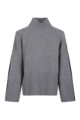 womenand-39-s-clothing-sweater-grey-aw25