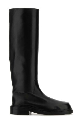 black-leather-ankle-boots