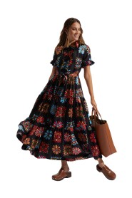 Robe longue et impertinente