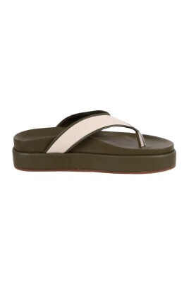 canvas-flatform-sandal