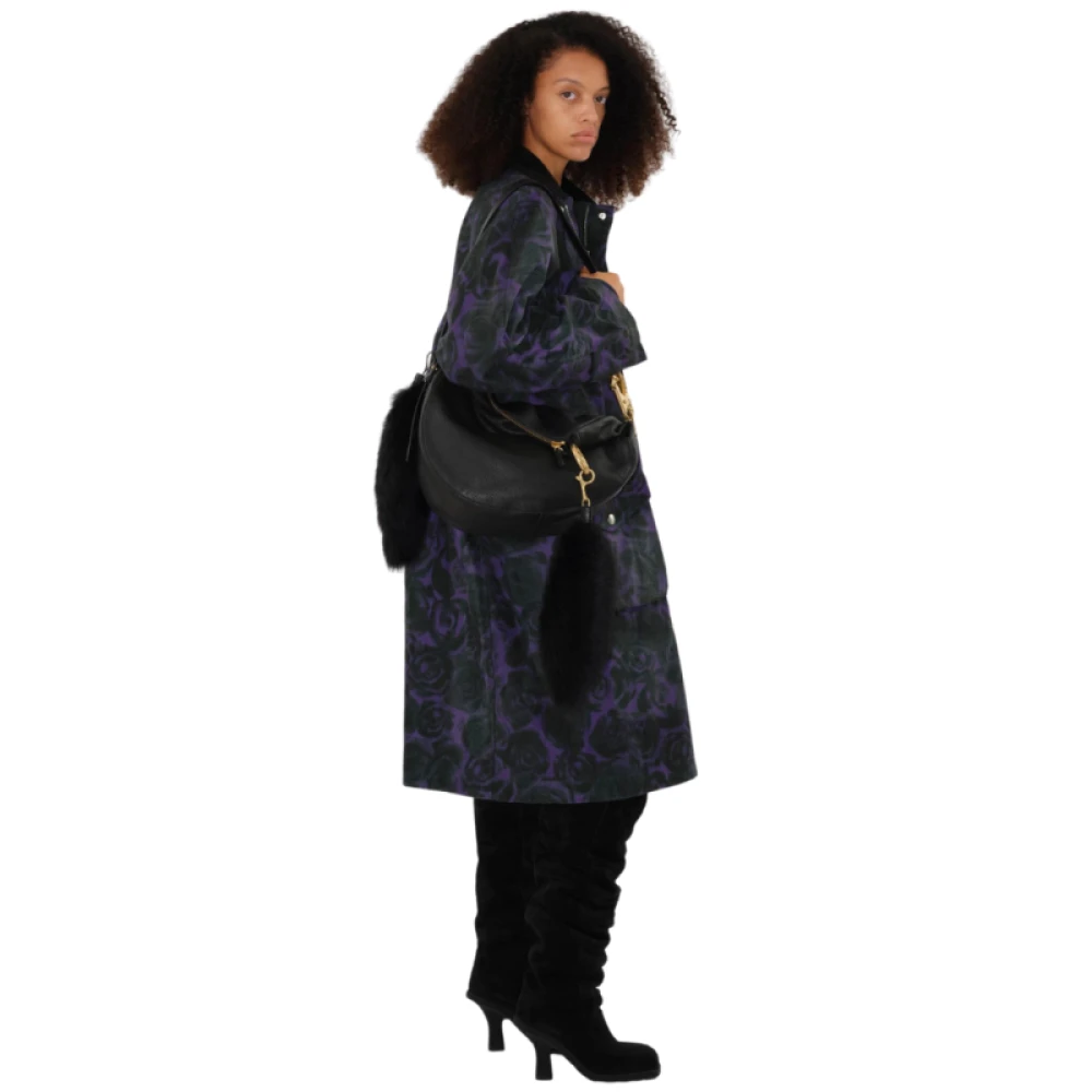 Burberry Middelgrote Zwarte Leren Schoudertas met Gouden Gesp Black Dames