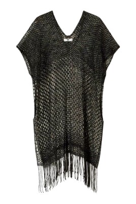 svart-sea-poncho-med-fransar