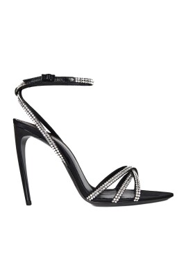 rhinestone-crisscrossed-strap-sandals