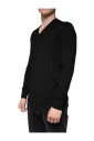 pull-noir-en-laine-a-col-en-v