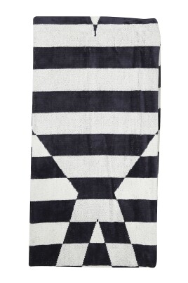 serviette-de-plage-en-coton-avec-logo-coeur