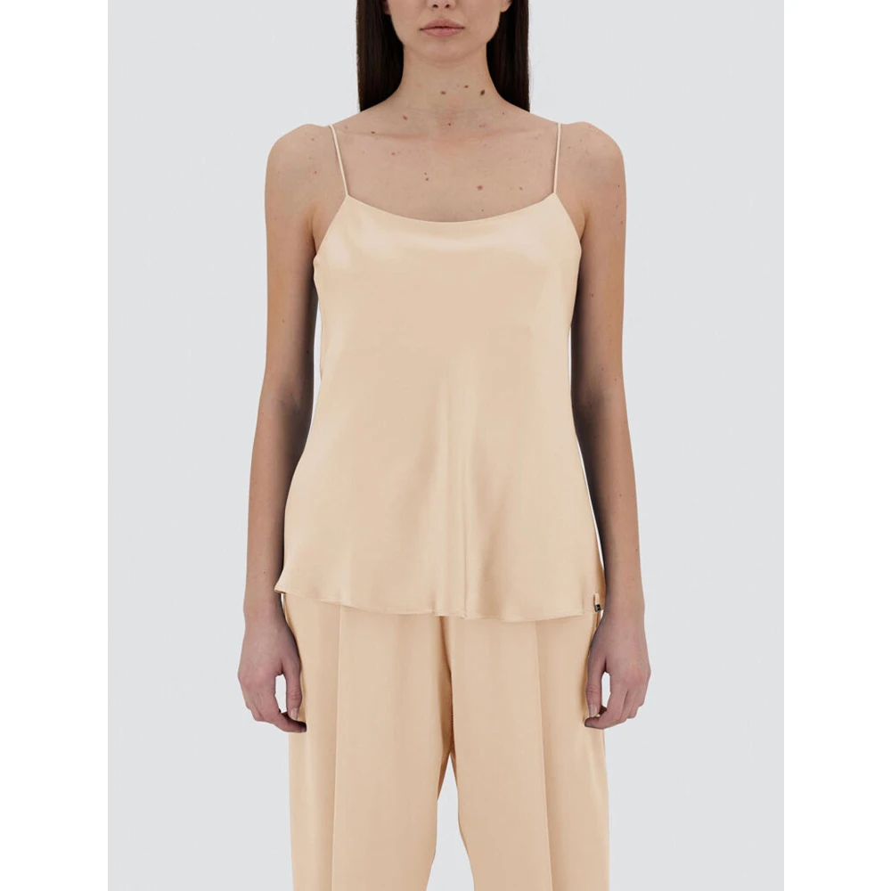 Herno Top met Vierkante Halslijn en Satijnen Effect Beige Dames