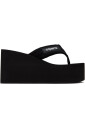 sandales-compensees-noires-avec-logo-applique