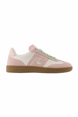swan-sneakers
