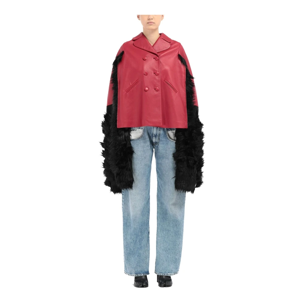 Maison Margiela Leren Cape Jas met Nepbontafwerking Red Dames