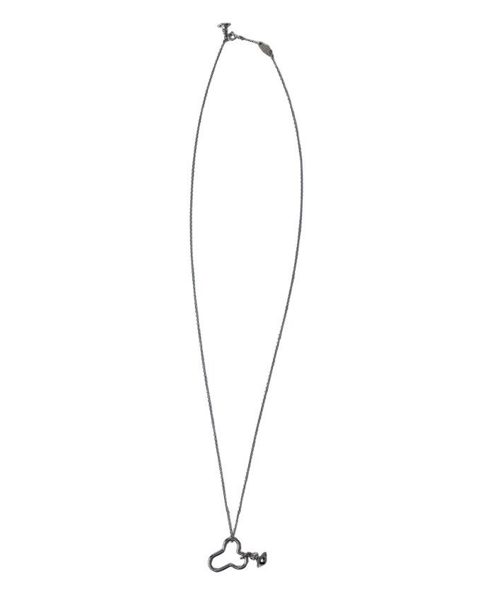 collier-pendentif-chuck-avec-motif-orb-signature