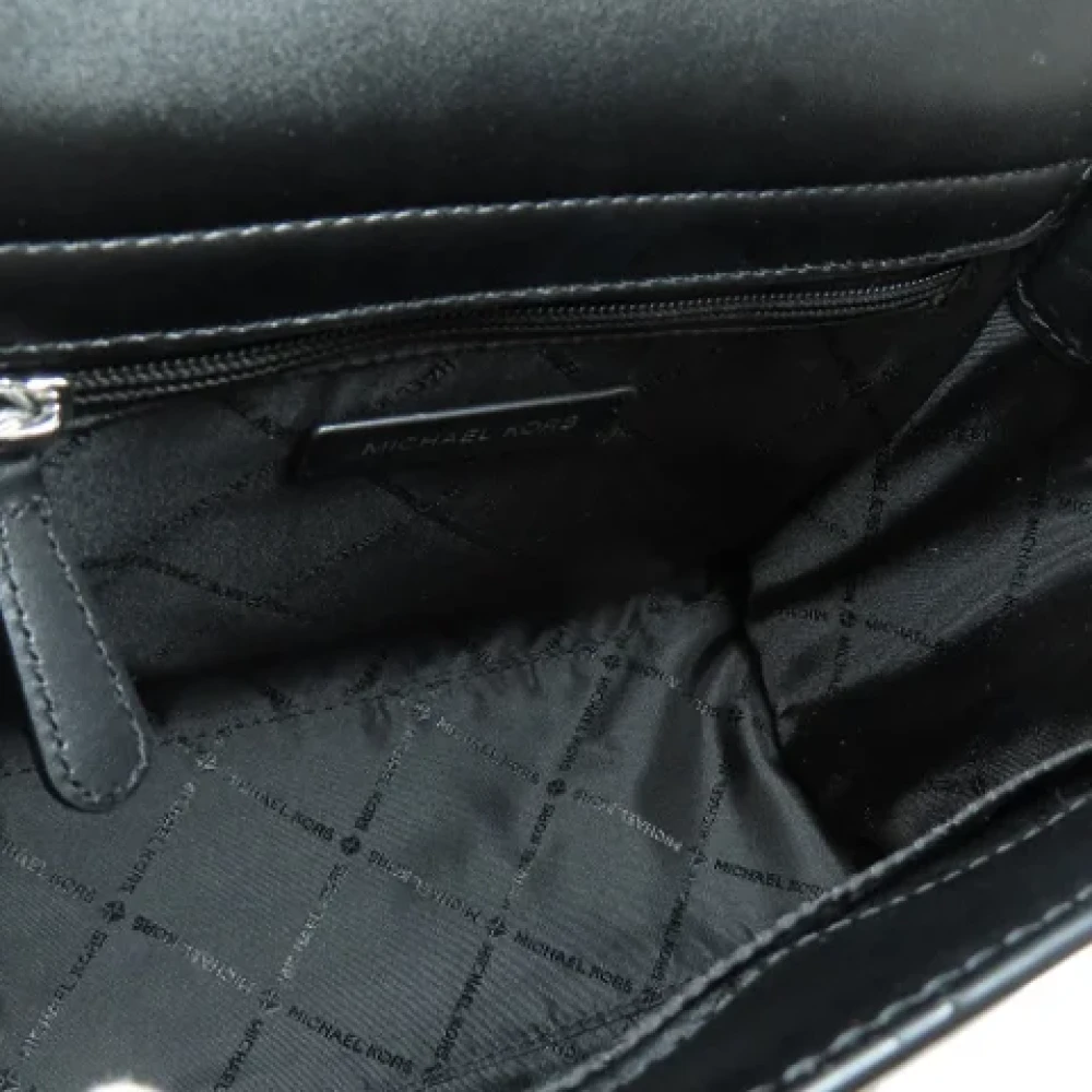 Michael Kors Pre-owned Fabric handbags Black Dames