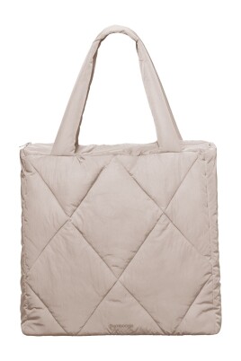 diamond-quilted-padded-bag