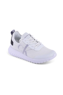 white-lowtop-sneakers-minimalist-design
