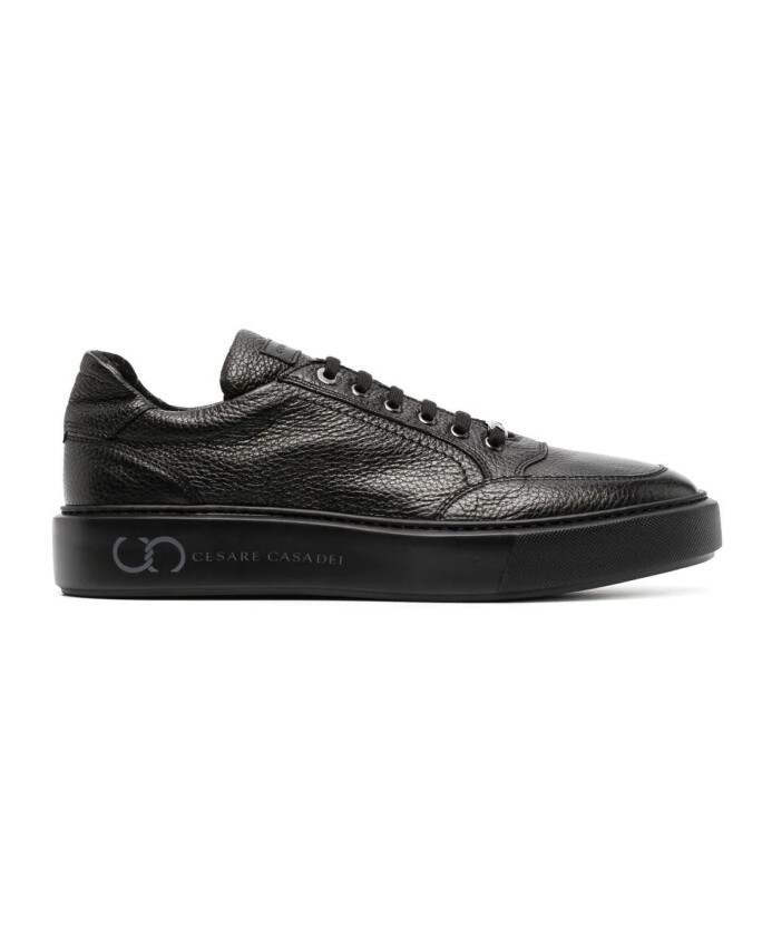 zwarte-leren-sneakers