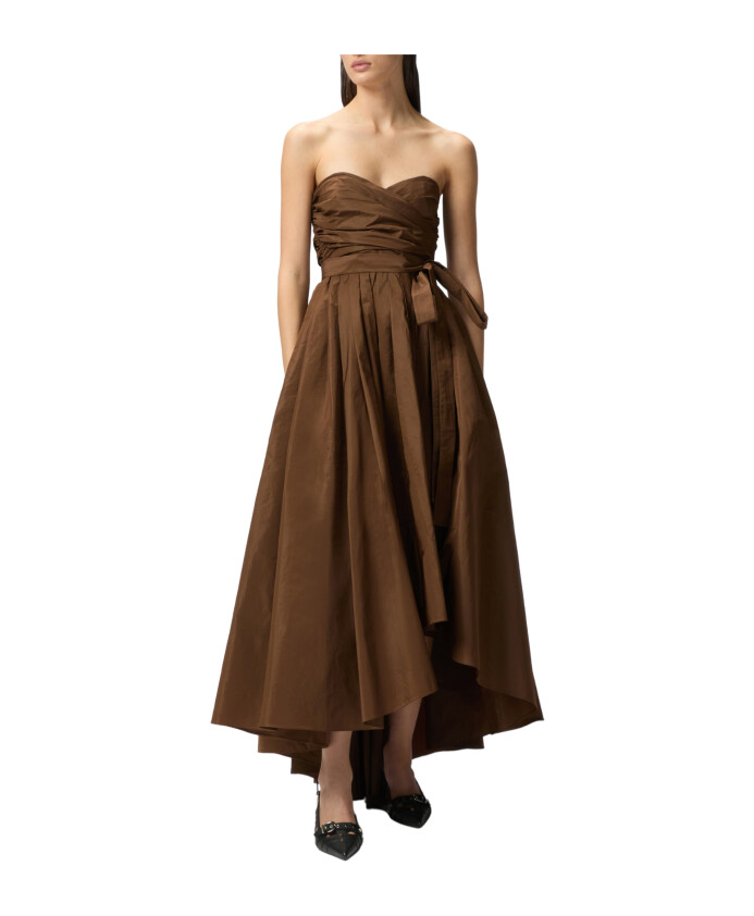 robe-midi-marron-avec-encolure-coeur