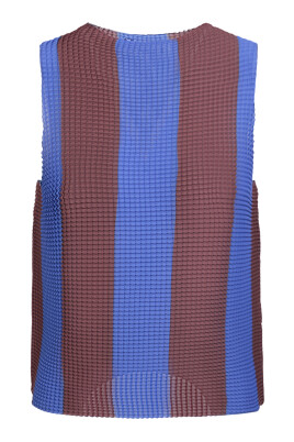 blue-pleated-sleeveless-top