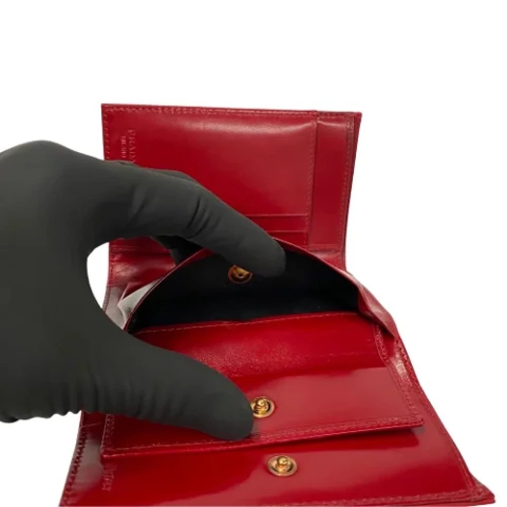 Prada Vintage Pre-owned Nylon wallets Red Dames