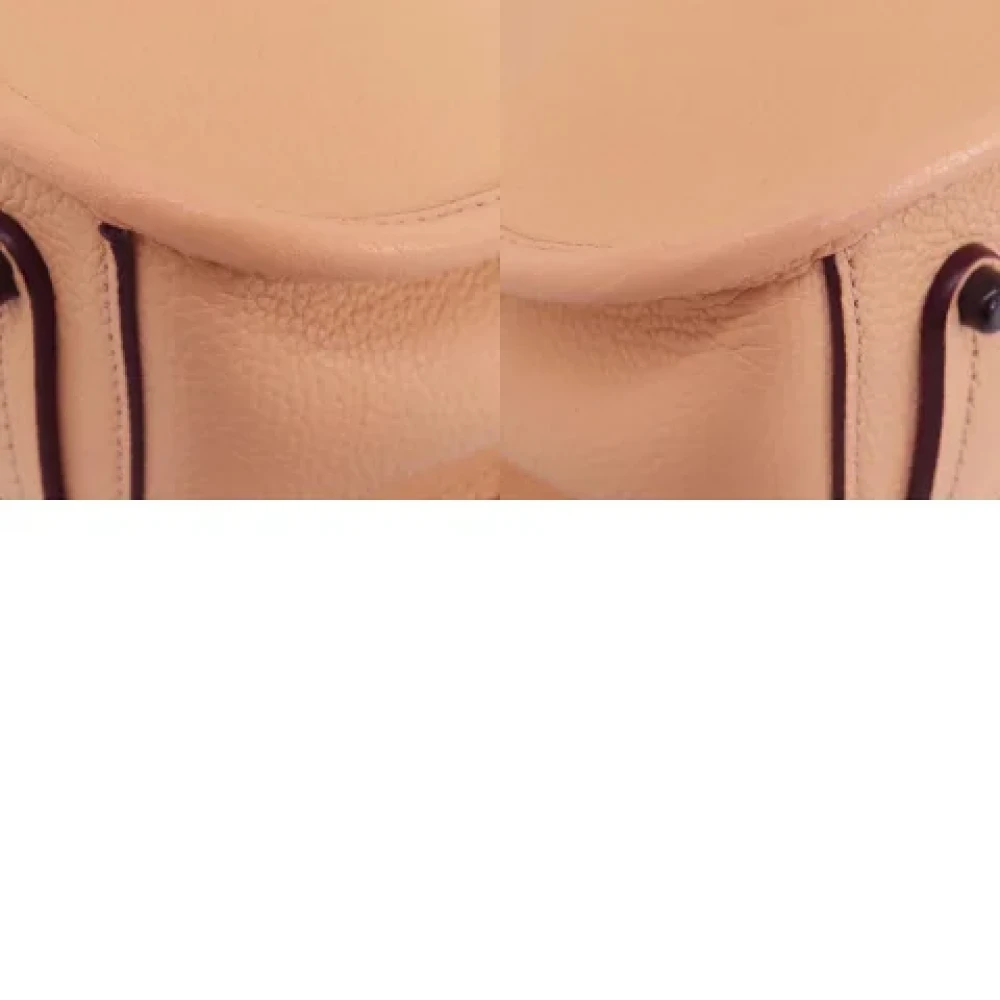 Coach Pre-owned Leather handbags Pink Dames