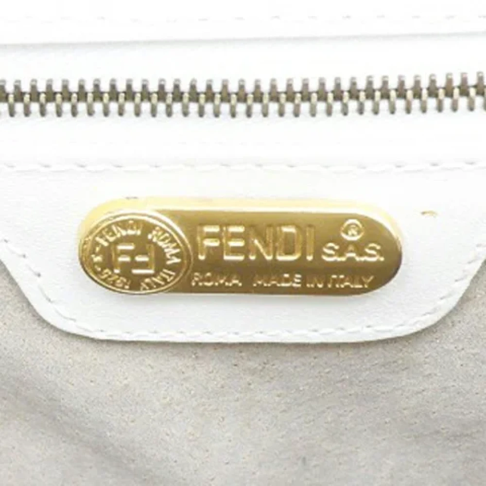 Fendi Vintage Pre-owned Leather handbags White Dames