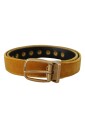 ceinture-en-velours-moutarde-avec-logo-dore-grave