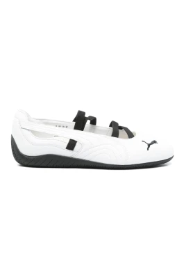 Vita Elastiska Remmar Platta Sneakers