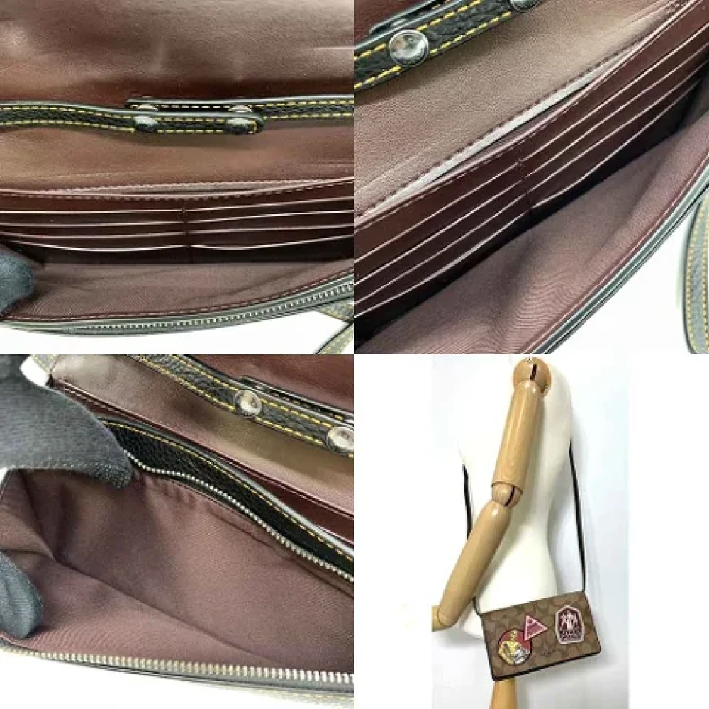 Coach Pre-owned Canvas shoulder-bags Beige Dames