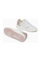 sneakers-classiques-pour-un-style-intemporel