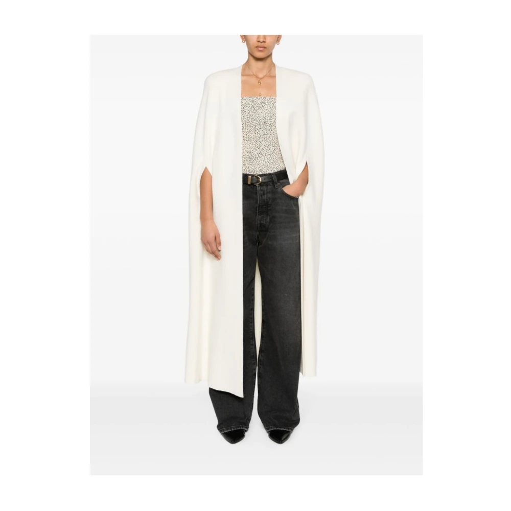 Gabriela Hearst Stijlvolle Finola Poncho in Ivoor Beige Dames