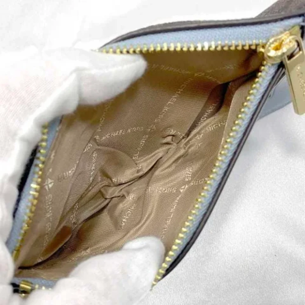Michael Kors Pre-owned Canvas shoulder-bags Brown Dames