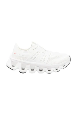Cloudswift Amp Sneakers