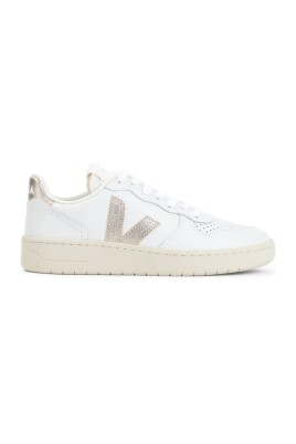leather-sneakers-extra-style