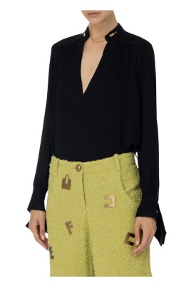 wide-cuffs-crepe-blouse