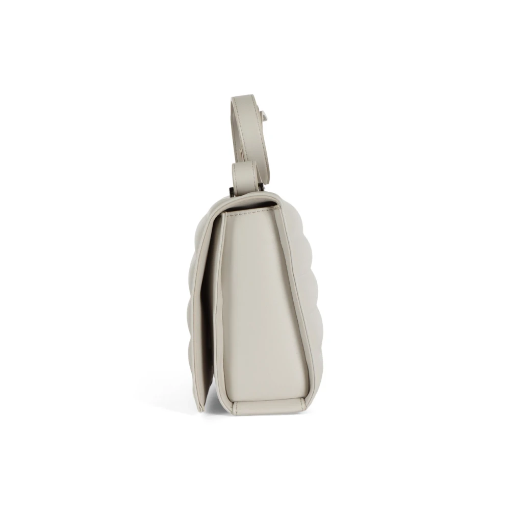 Calvin Klein Gewatteerde Schoudertas met Logo Plaque White Dames