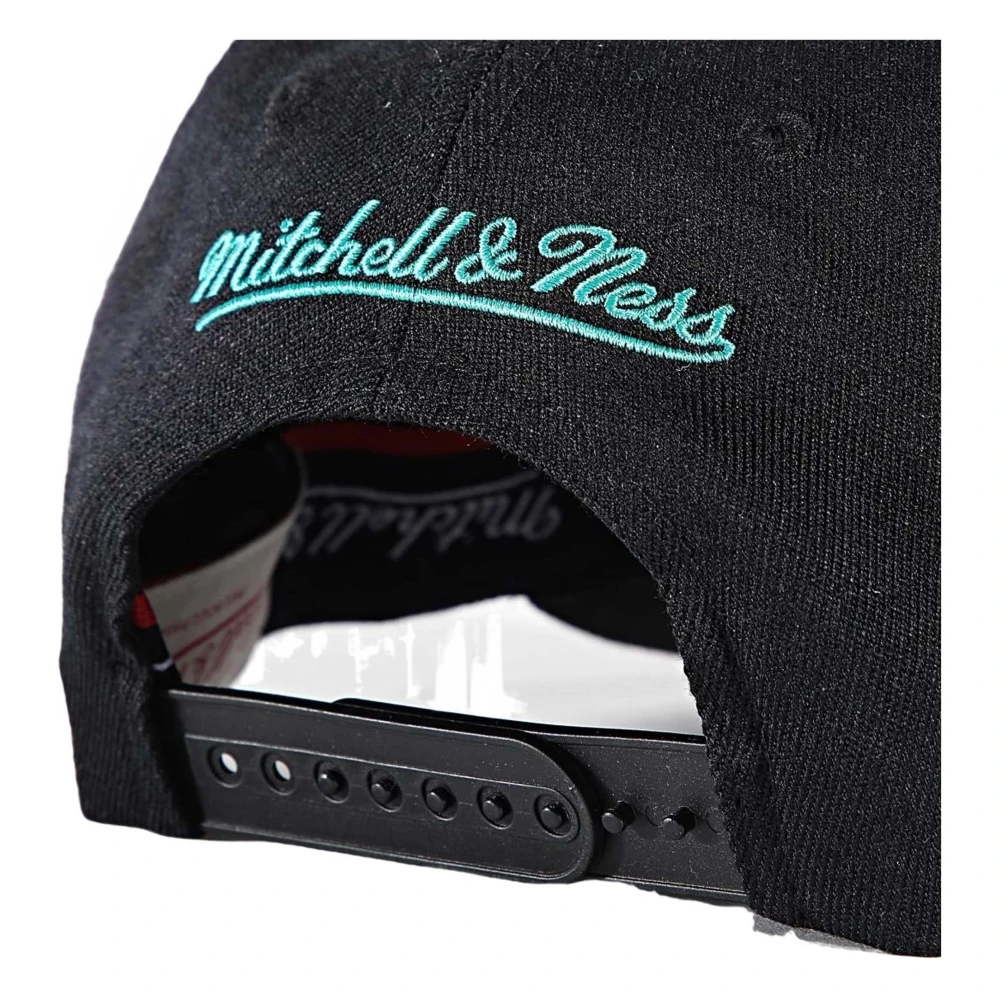 Mitchell & Ness Vancouver Grizzlies NBA Logo Pet Black Heren