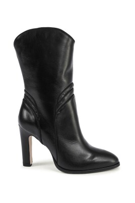 black-leather-ankle-boots