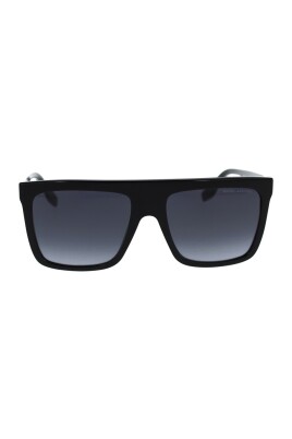 lunettes-de-soleil-avec-verres-uniformes