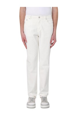 elegant-jean-droit-blanc