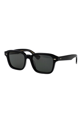r-3-stylish-sunglasses-for-sunny-days