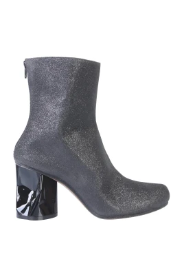 Tabi Boots