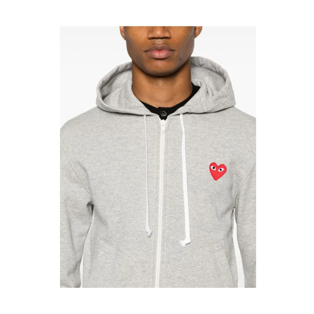 Comme des Garçons Play Grijze Gebreide Hoodie met Hart Patch Gray Heren