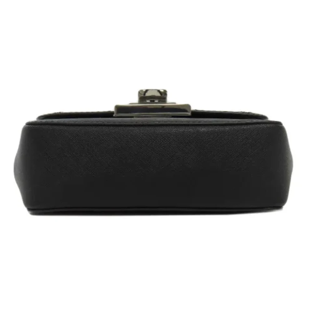 Michael Kors Pre-owned Plastic shoulder-bags Black Dames