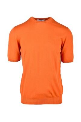 round-neck-knitwear