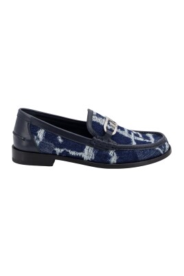 stilfull-loafer-med-lasdetalj