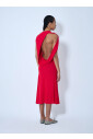 robe-midi-elegante-avec-construction-drapee