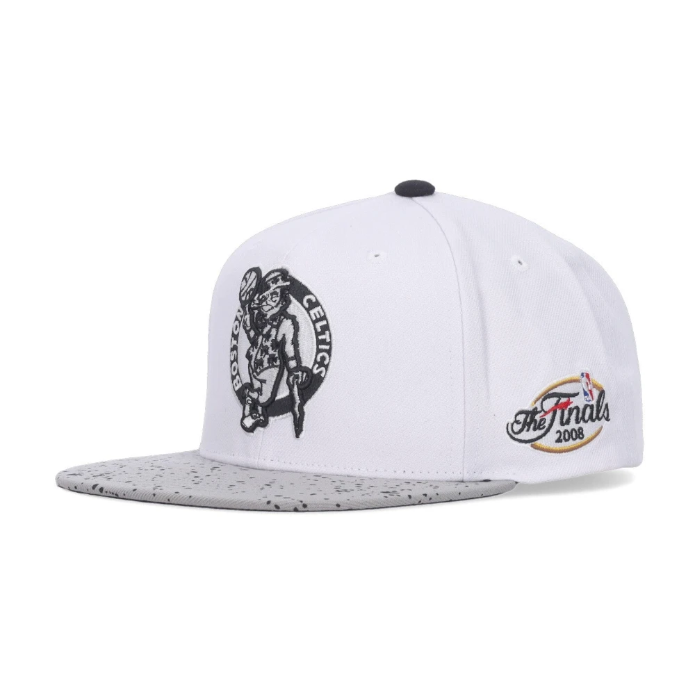 Mitchell & Ness Boston Celtics Platte Klep Snapback Pet White Heren