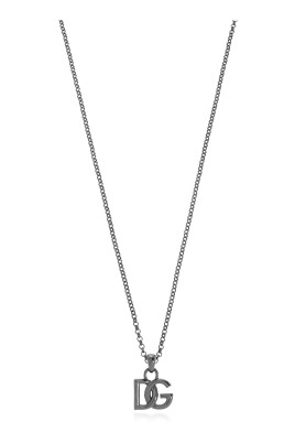 collier-avec-un-pendentif-en-forme-de-logo