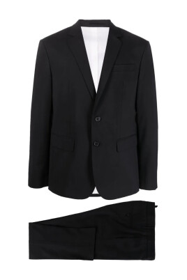classic-single-breasted-two-piece-suit