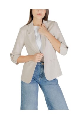 beige-linen-blazer
